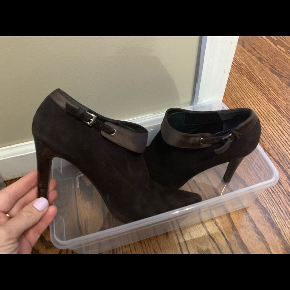 Chocolate brown suede booties. Stuart Weitzman.